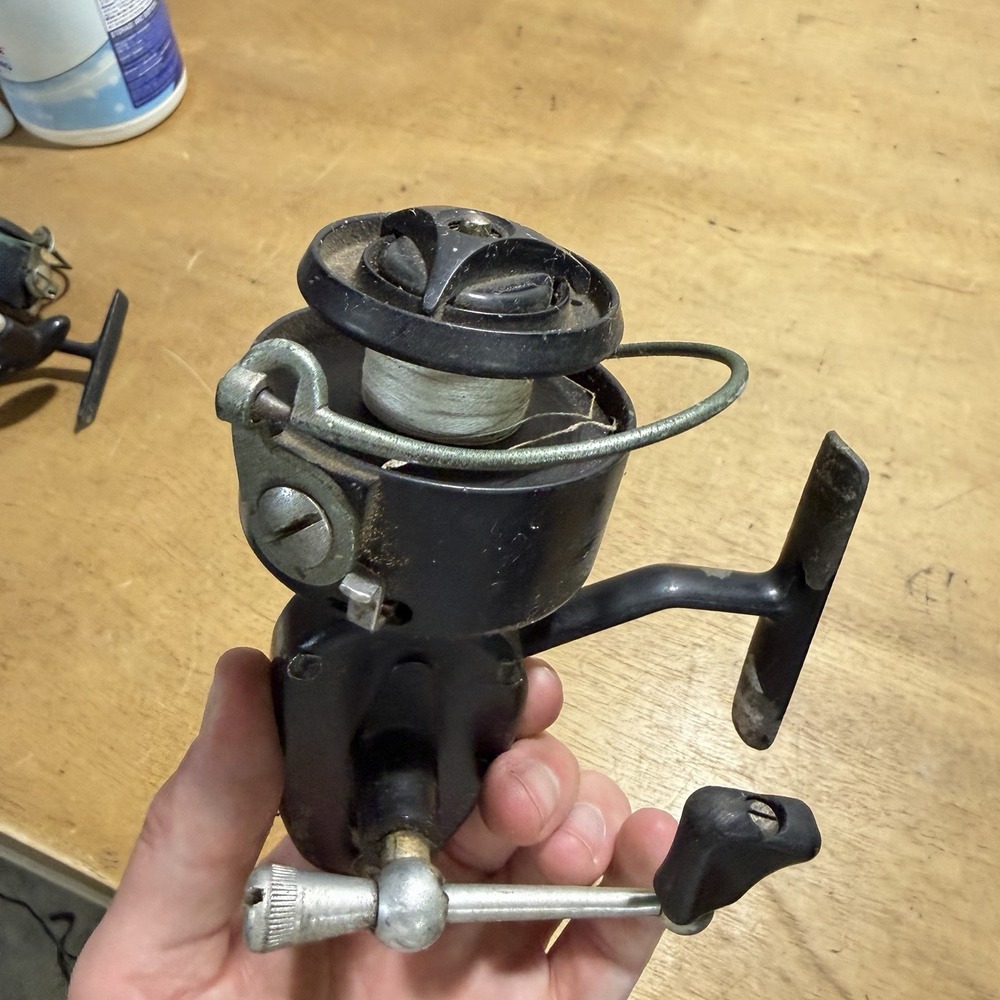 Vintage Garcia Mitchell 300 Spinning Reel France Fishing Reel Black Antique - Picture 12 of 13
